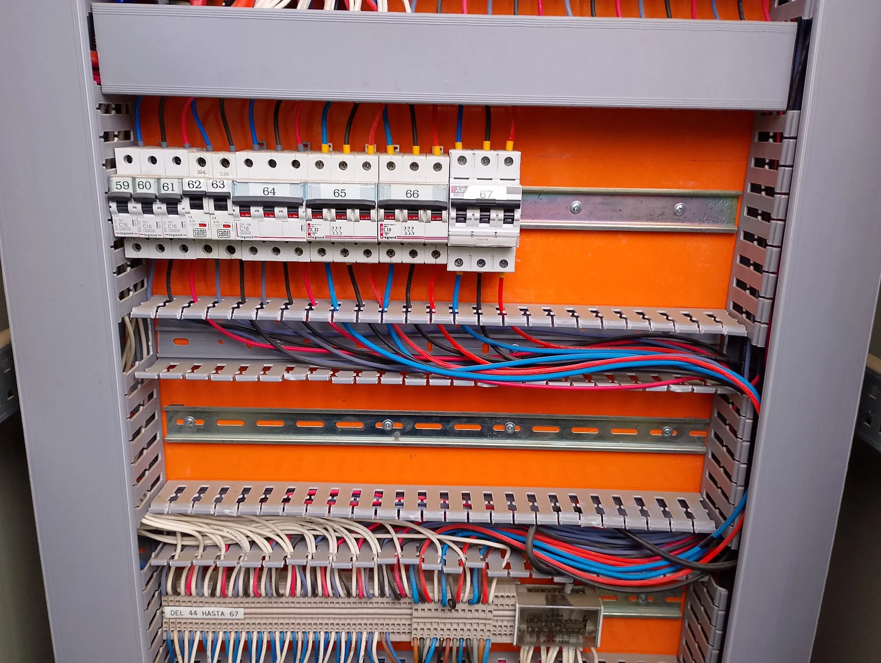 LL Ingeniería y Construcción SpA — registro de trabajo eléctrico 18